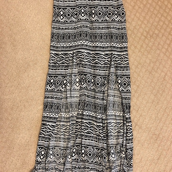 Printed Maxi Skirt - Picture 2 of 2